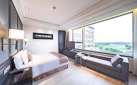 Crowne Plaza Shanghai Anting-Auto City - 15 Minutes Drive To F1