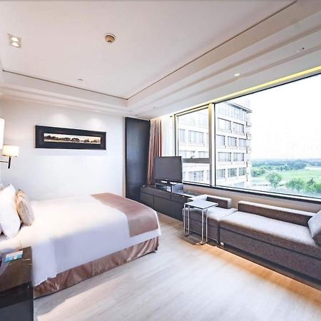 Crowne Plaza Shanghai Anting-Auto City - 15 Minutes Drive To F1 Jiading Buitenkant foto